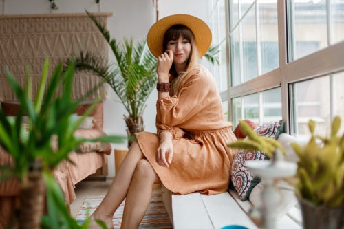Resort Wear Trends Emphasize Comfort During Vacation Seasons