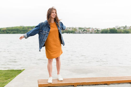 Casual Dresses See Renewed Interest Among Women Balancing Work and Social Life
