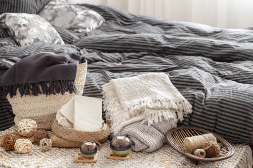 Cotton and Linen Pieces Support Comfort-Focused Choices in Warmer Seasons