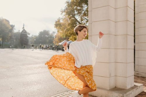Flowy Skirts Retain Appeal in Everyday Fashion Across Indian Cities