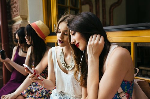 Affordable Luxury: How Indian Fashion Brands Are Meeting Global Fashion Demands