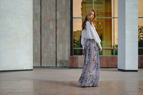 Maxi Skirt Guide: How to Wear 2026's Biggest Trend