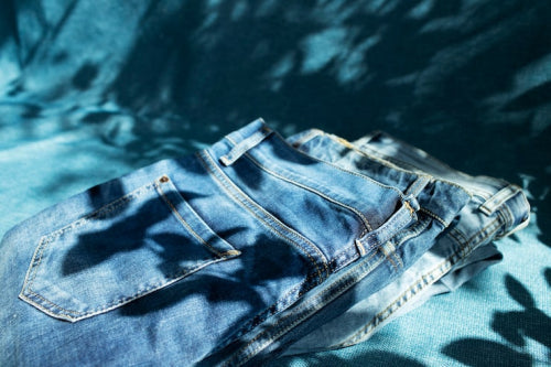 Extra-Light Wash Jeans Are Dominating 2026 Denim Trends in Every Silhouette