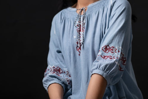 Minimalist Embroidery Appears in Modern Ethnic Separates