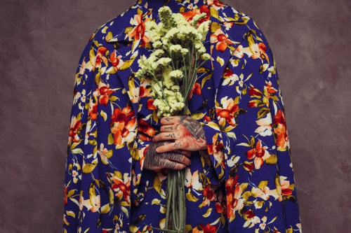Minimalist Embroidery Appears in Modern Ethnic and Fusion Pieces