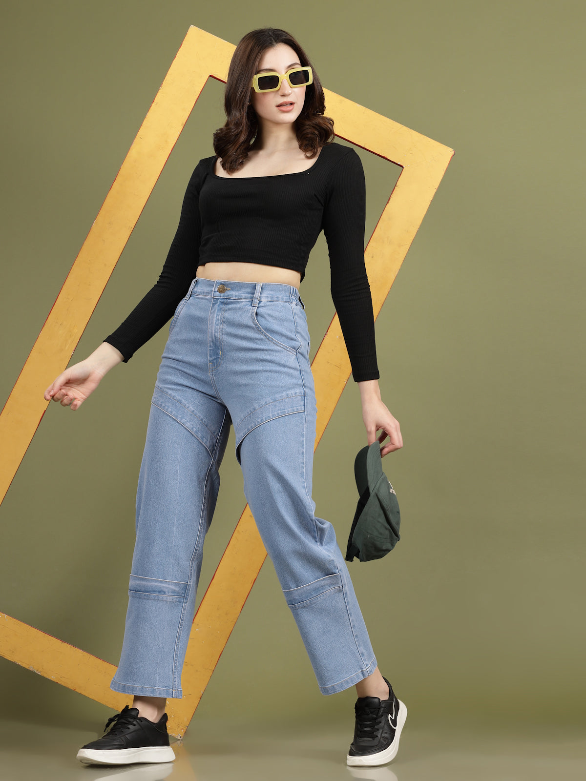 Women Low Distress Stretchable Jeans