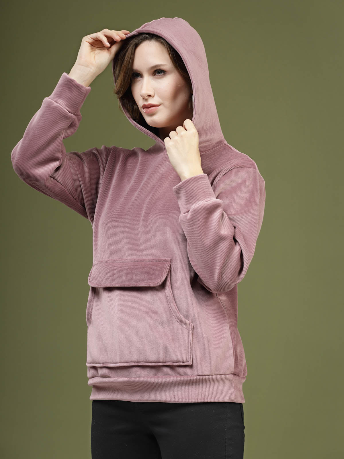 Pink Solid Hooded Long Sleeves Pullover Sweatshirt