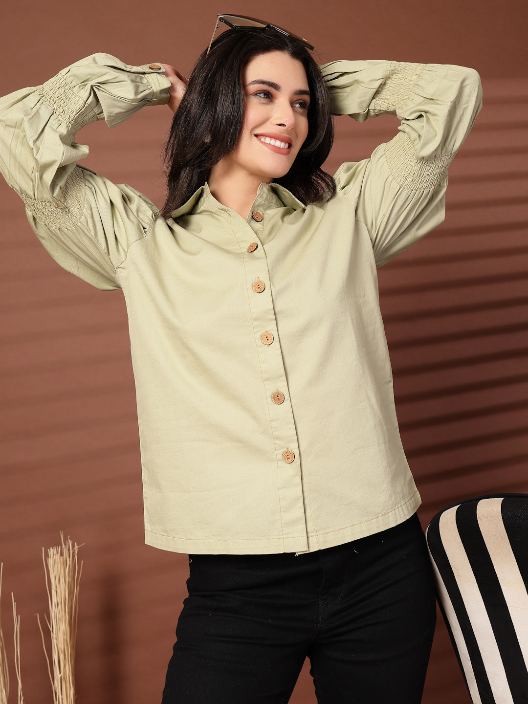 Green solid Casual Buttoned Top