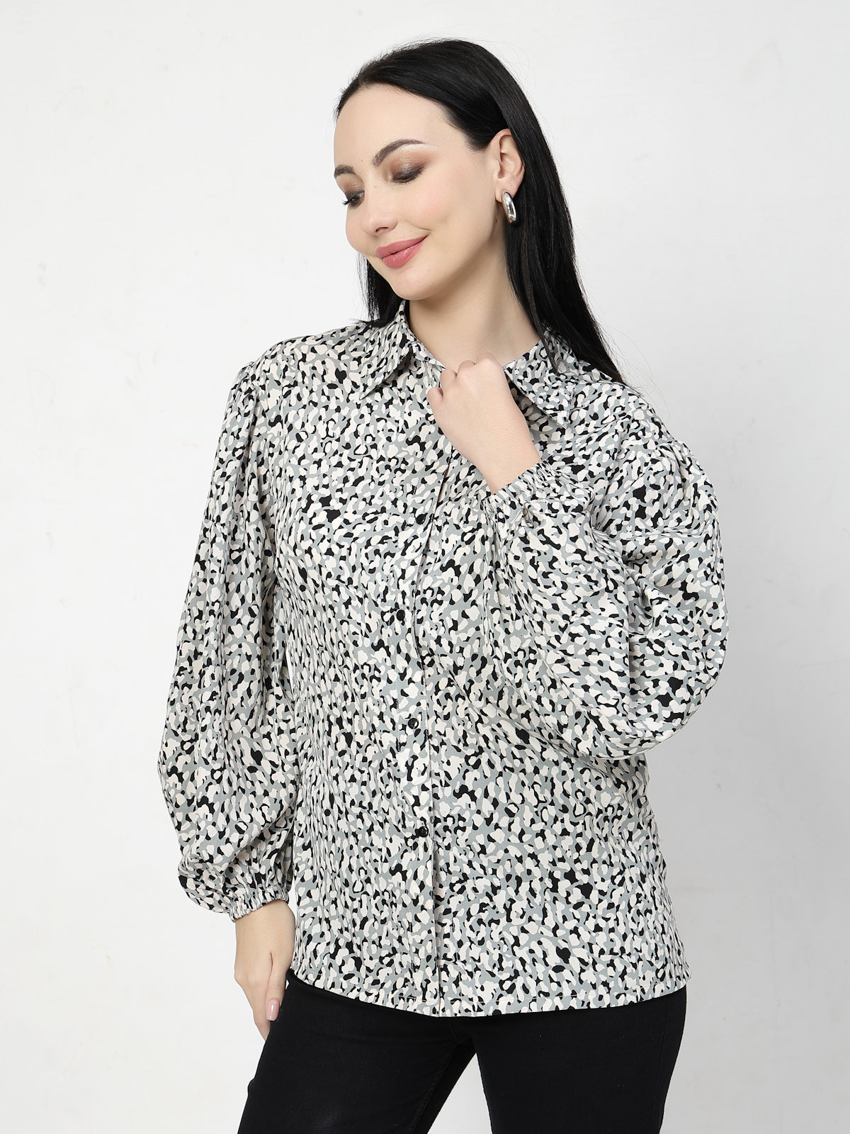 Women Opaque Printed Casual Buttoned Top