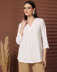 White Solid V-Neck Regular Top