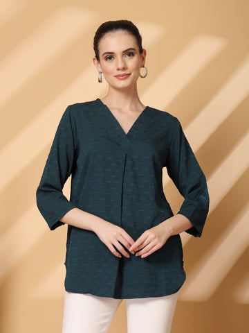 Blue Solid V-Neck Regular Top