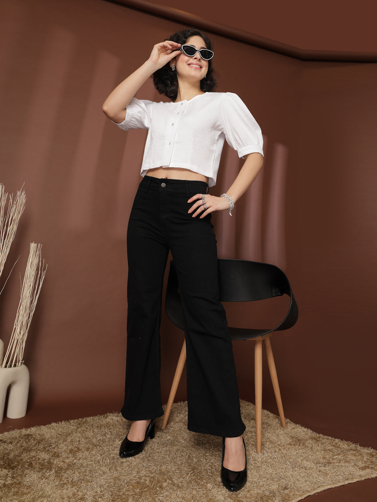 White collarless Buttoned Top