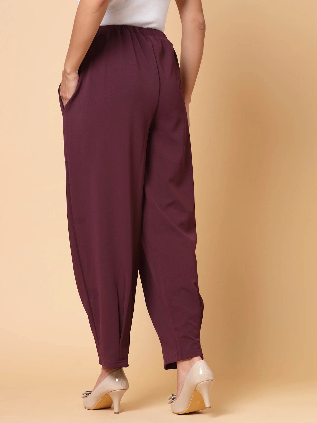 Women Maroon Solid Pleated Trouser