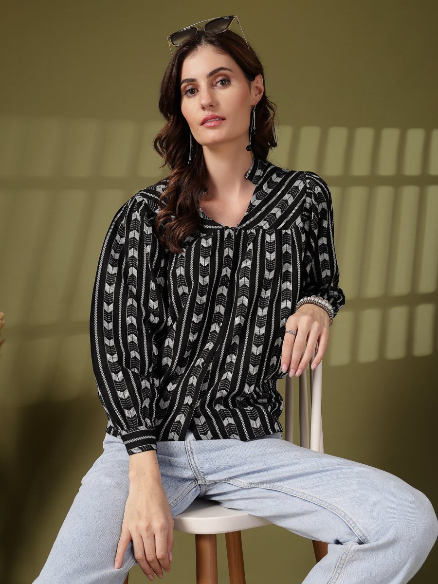 Women Opaque Printed Casual Buttoned Top